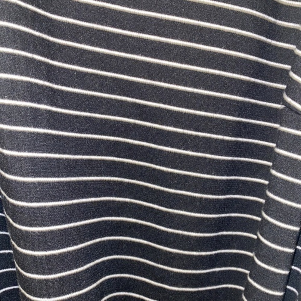 Dress - Picture 5 of 5